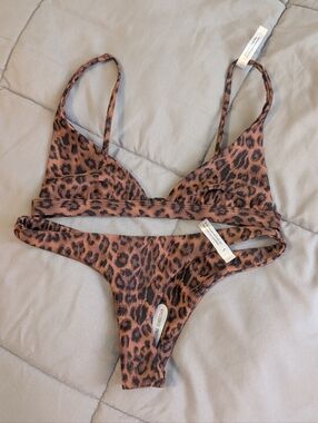 Ark Swimwear Set